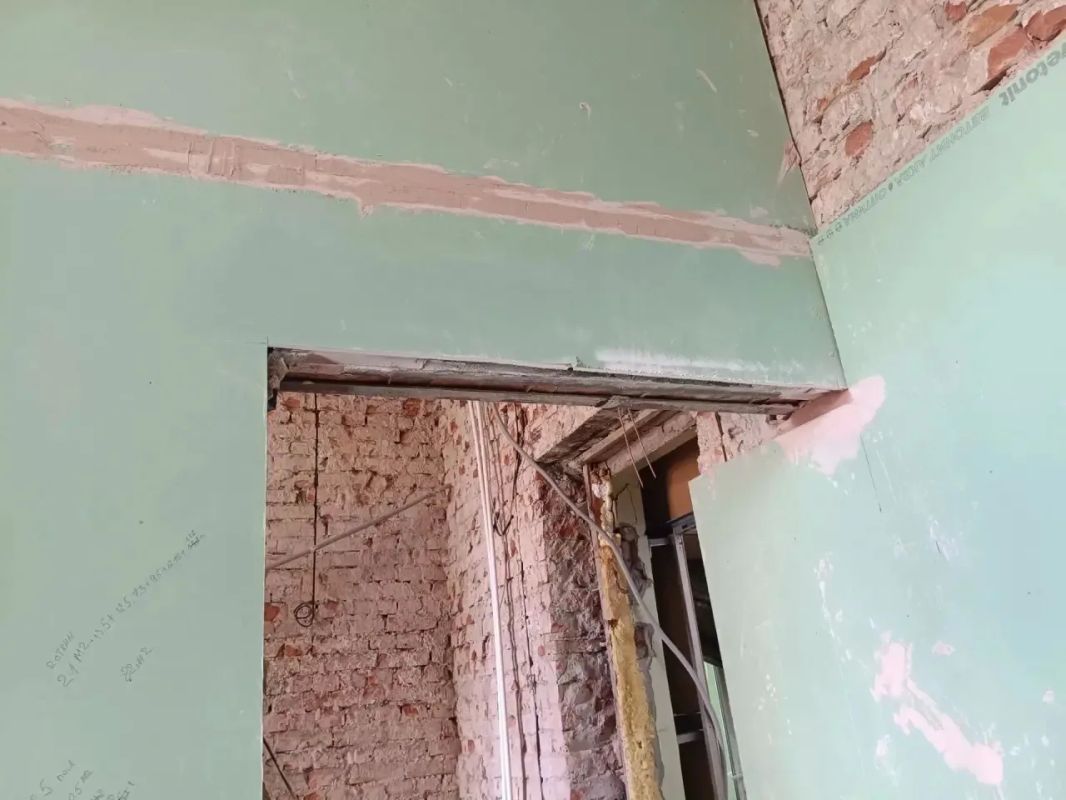 В Городской поликлинике №15 началась подготовка помещений под новый флюорограф В Городской поликлинике №15 началась подготовка помещений под новый флюорограф