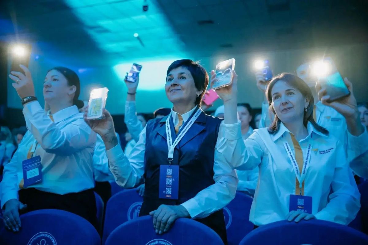 ОмГПУ открыл 13-й поток программы для советников директора по воспитанию ОмГПУ открыл 13-й поток программы для советников директора по воспитанию
