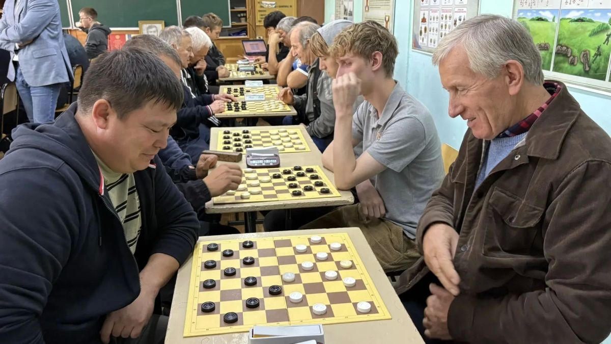 В Таврическом районе в 31-й раз прошли соревнования по русским шашкам памяти одного из лидеров омских шахматистов и шашистов 60-х годов Николая Берковского В Таврическом районе в 31-й раз прошли соревнования по русским шашкам памяти одного из лидеров омских шахматистов и шашистов 60-х годов Николая Берковского