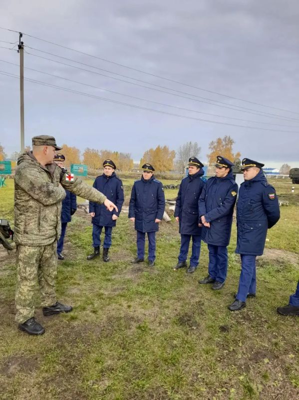 На базе Учебного центра Воздушно-десантных войск прокурорские работники прошли теоретические и практические учения На базе Учебного центра Воздушно-десантных войск прокурорские работники прошли теоретические и практические учения