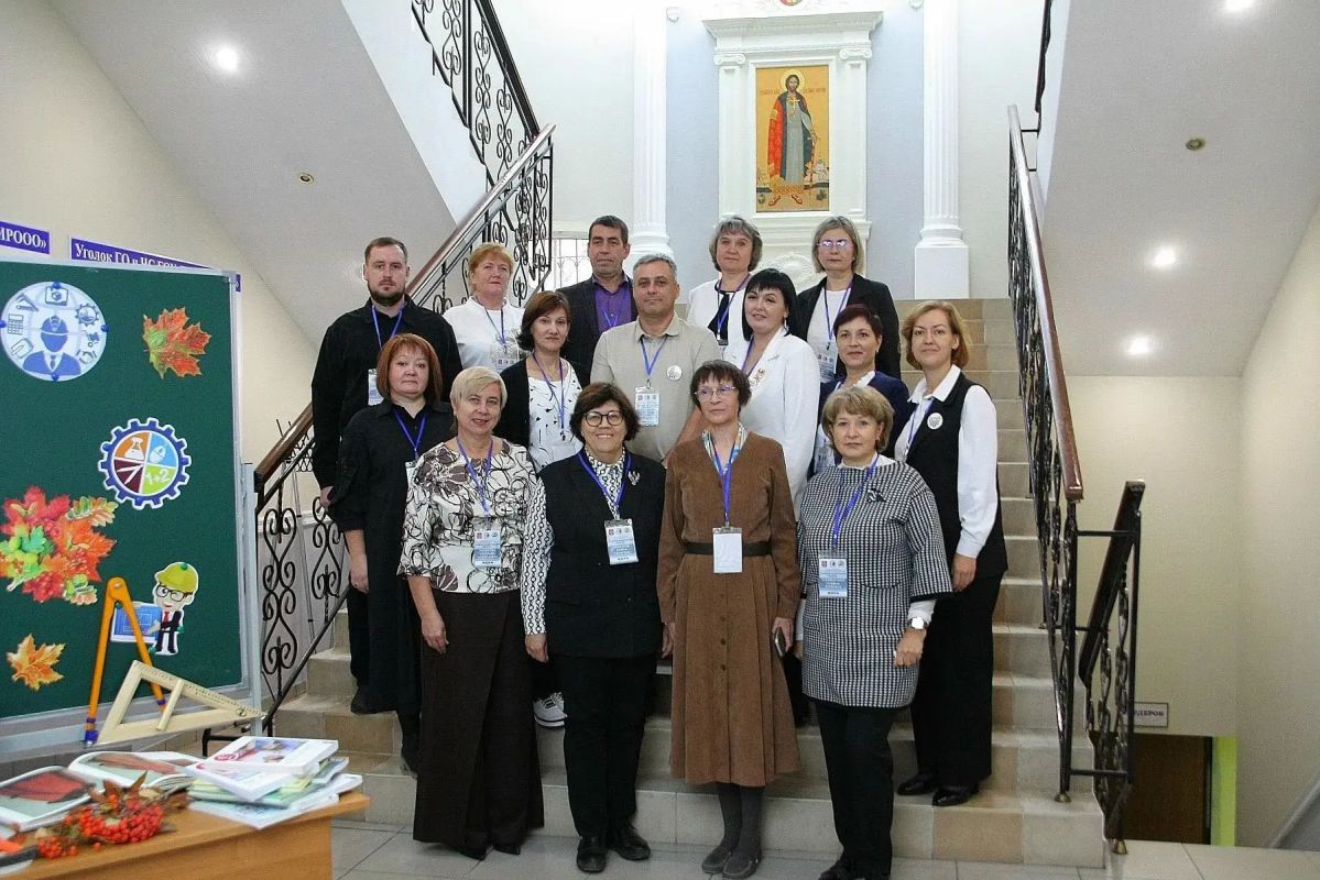 На этой неделе в Институте развития образования Омской области прошли очные этапы регионального конкурса профессионального мастерства «Современный омский педагог» сразу в трёх ключевых предметных номинациях: На этой неделе в Институте развития образования Омской области прошли очные этапы регионального конкурса профессионального мастерства «Современный омский педагог» сразу в трёх ключевых предметных номинациях: