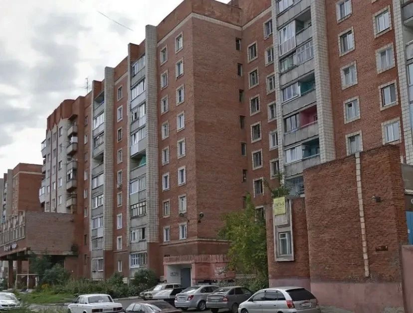 В Омске после вмешательства прокуратуры инвалид, более 14 лет ожидавший жилье, получил квартиру