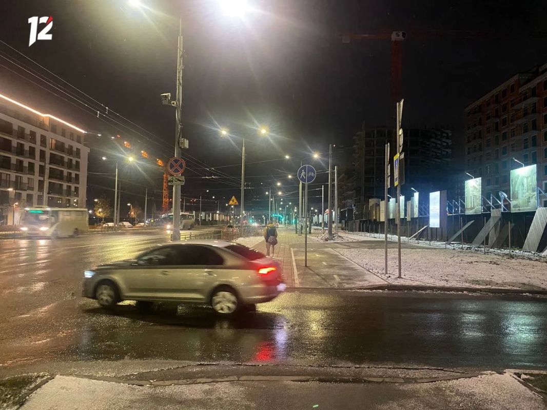Этим утром Омск сковал гололёд Этим утром Омск сковал гололёд