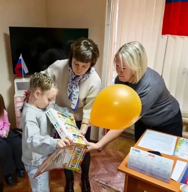 Депутат Законодательного Собрания Иван Котенко поддержал конкурс детского рисунка Депутат Законодательного Собрания Иван Котенко поддержал конкурс детского рисунка
