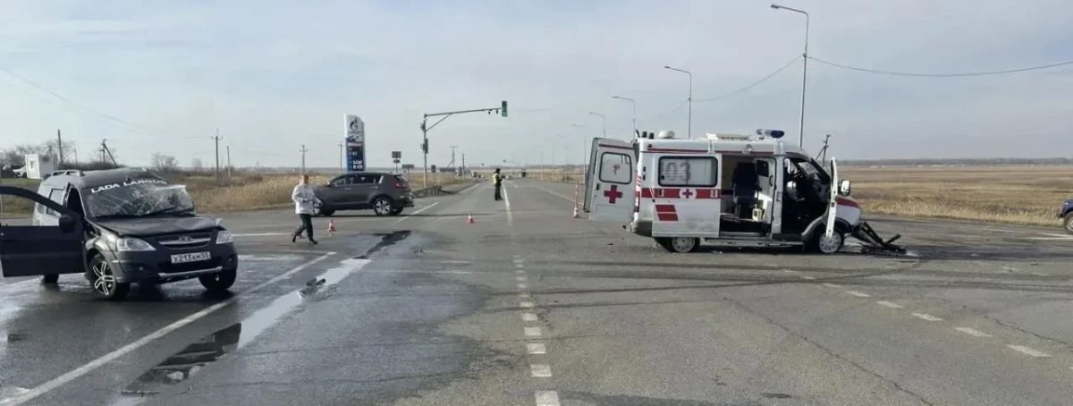 Прокуратура Марьяновского района Омской области взяла на контроль установление обстоятельств ДТП с участием скорой помощи