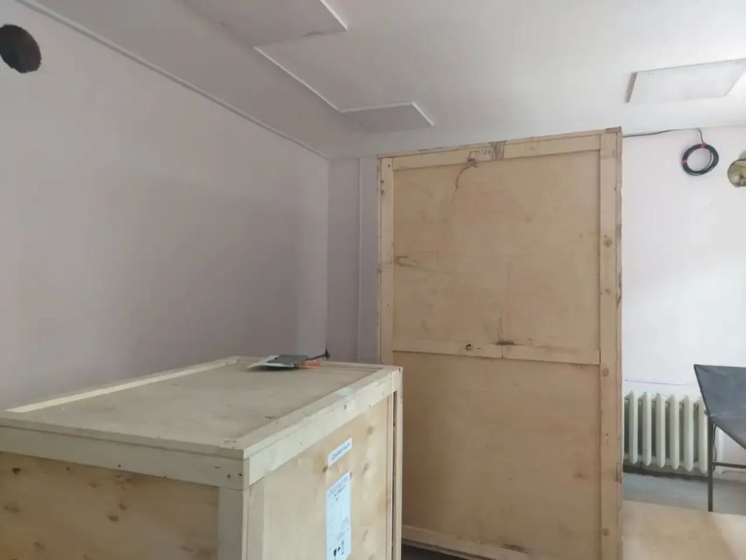 В поликлинике Омской ЦРБ готовят обновленный кабинет под установку нового рентгенологического оборудования В поликлинике Омской ЦРБ готовят обновленный кабинет под установку нового рентгенологического оборудования