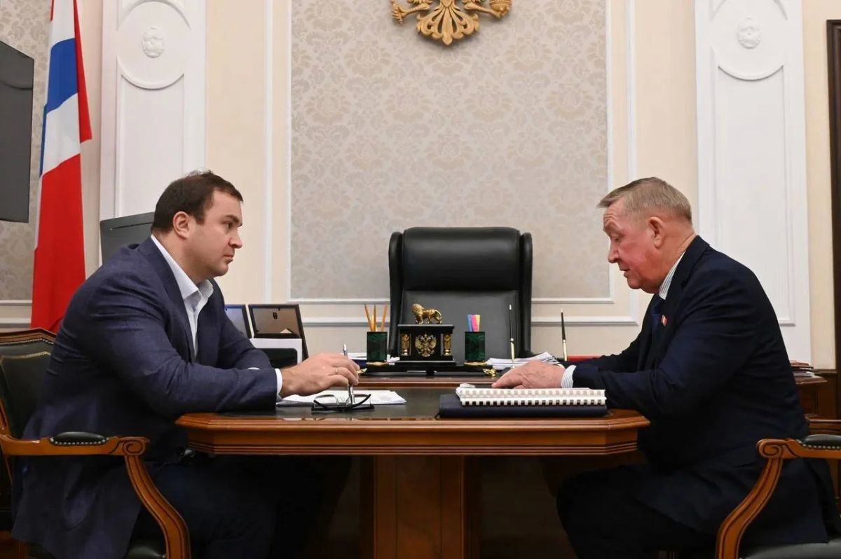 Виталий Хоценко обсудил с главами двух муниципалитетов подготовку к зиме и развитие инфраструктуры Виталий Хоценко обсудил с главами двух муниципалитетов подготовку к зиме и развитие инфраструктуры