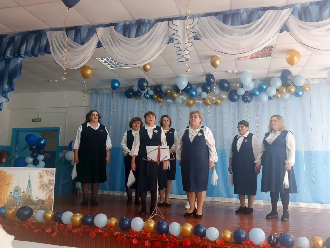 В Соловецкой школе Нижнеомского района открыли третий сезон «Битвы хоров» В Соловецкой школе Нижнеомского района открыли третий сезон «Битвы хоров»