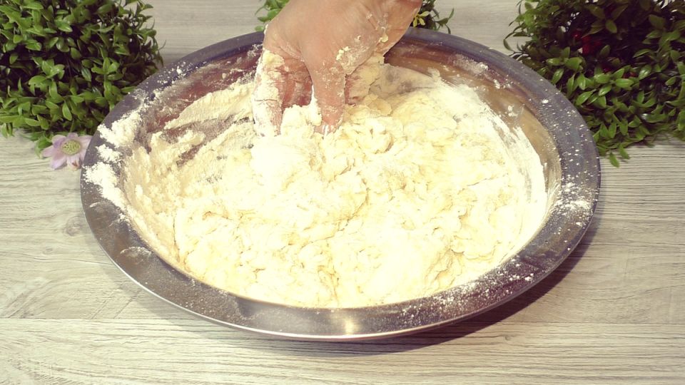 Жареные пирожки с капустой, как никогда просто и вкусно