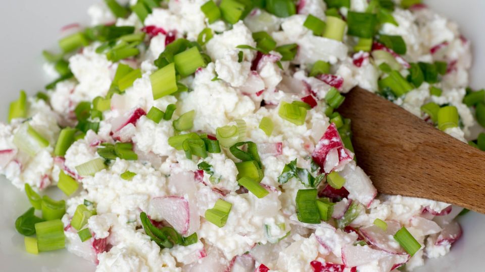 Небанальная намазка за 10 минут: невероятно вкусная и тает во рту