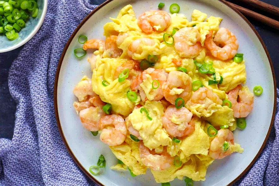 Креветки с яйцом