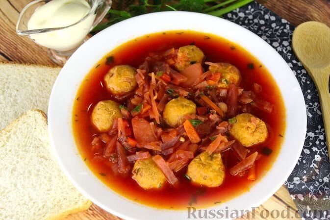 Борщ с необычными ингредиентами: удивляем гостей